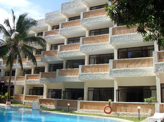 Indiana Beach Apartments Bamburi Exteriör bild